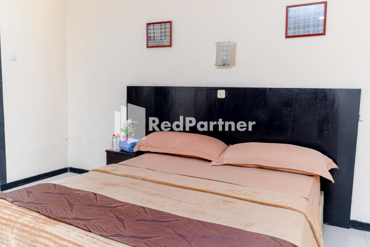Cherry Pink Hotel Medan Mitra Reddoorz Exterior foto